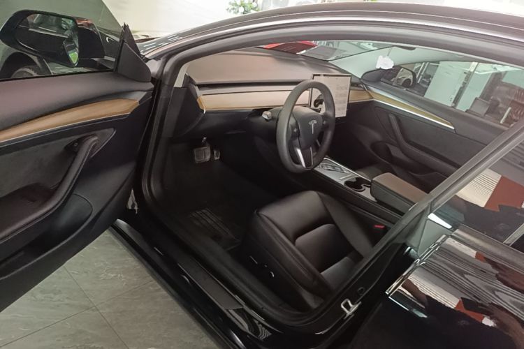 Tesla Model 3 2023 #16 Tesla Model 3 2023 car image #16