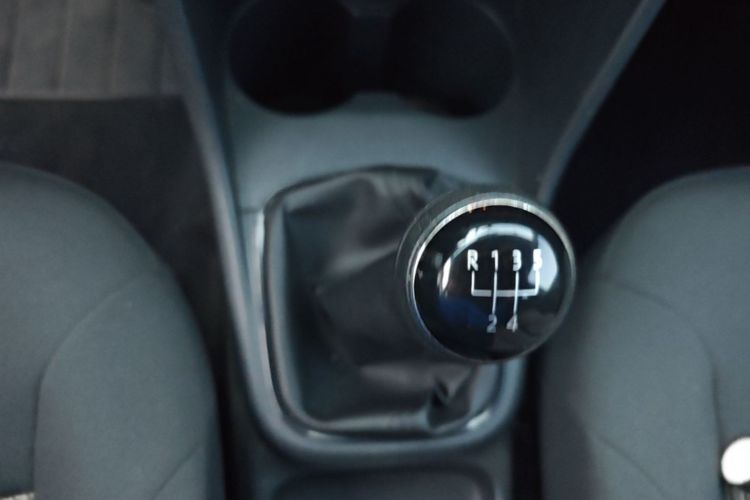 Volkswagen Polo 2016 #14 Volkswagen Polo 2016 car image #14