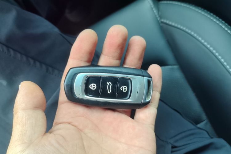 GEELY Emgrand 2019 #9 GEELY Emgrand 2019 car image #9