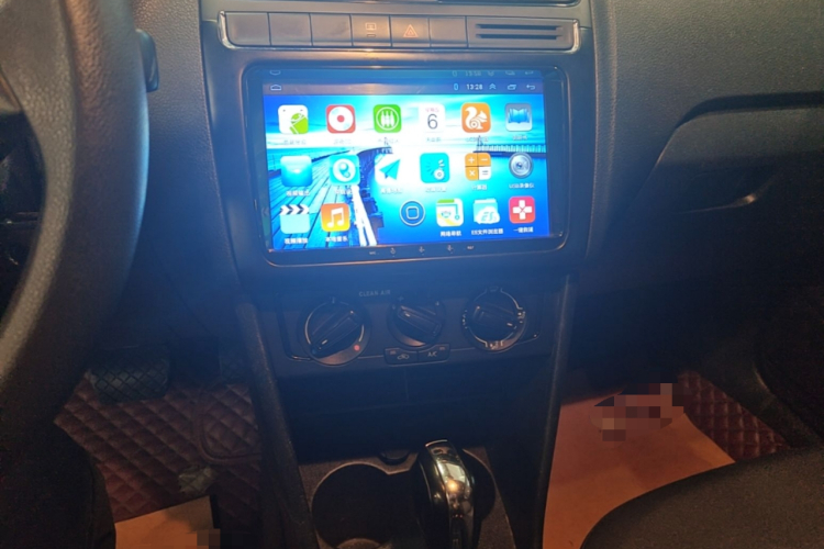 Volkswagen Polo 2018 #13 Volkswagen Polo 2018 car image #13