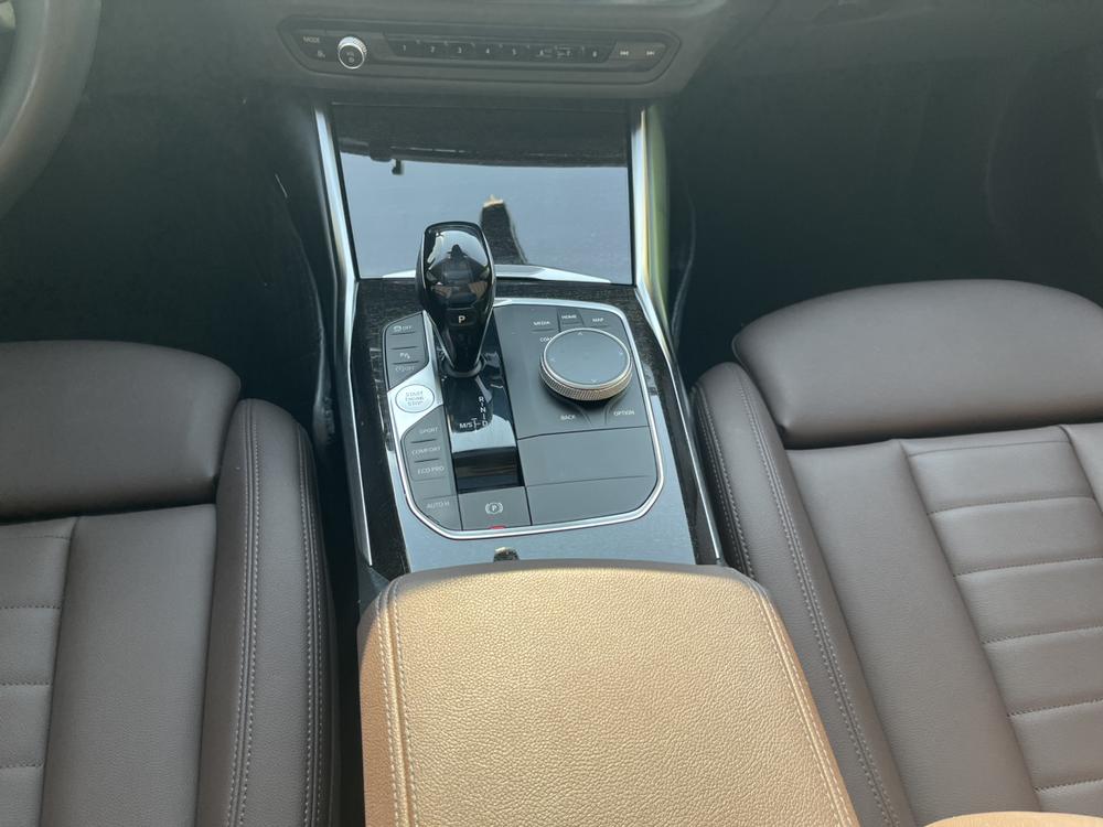 BMW 3 Series 2020 car image #22