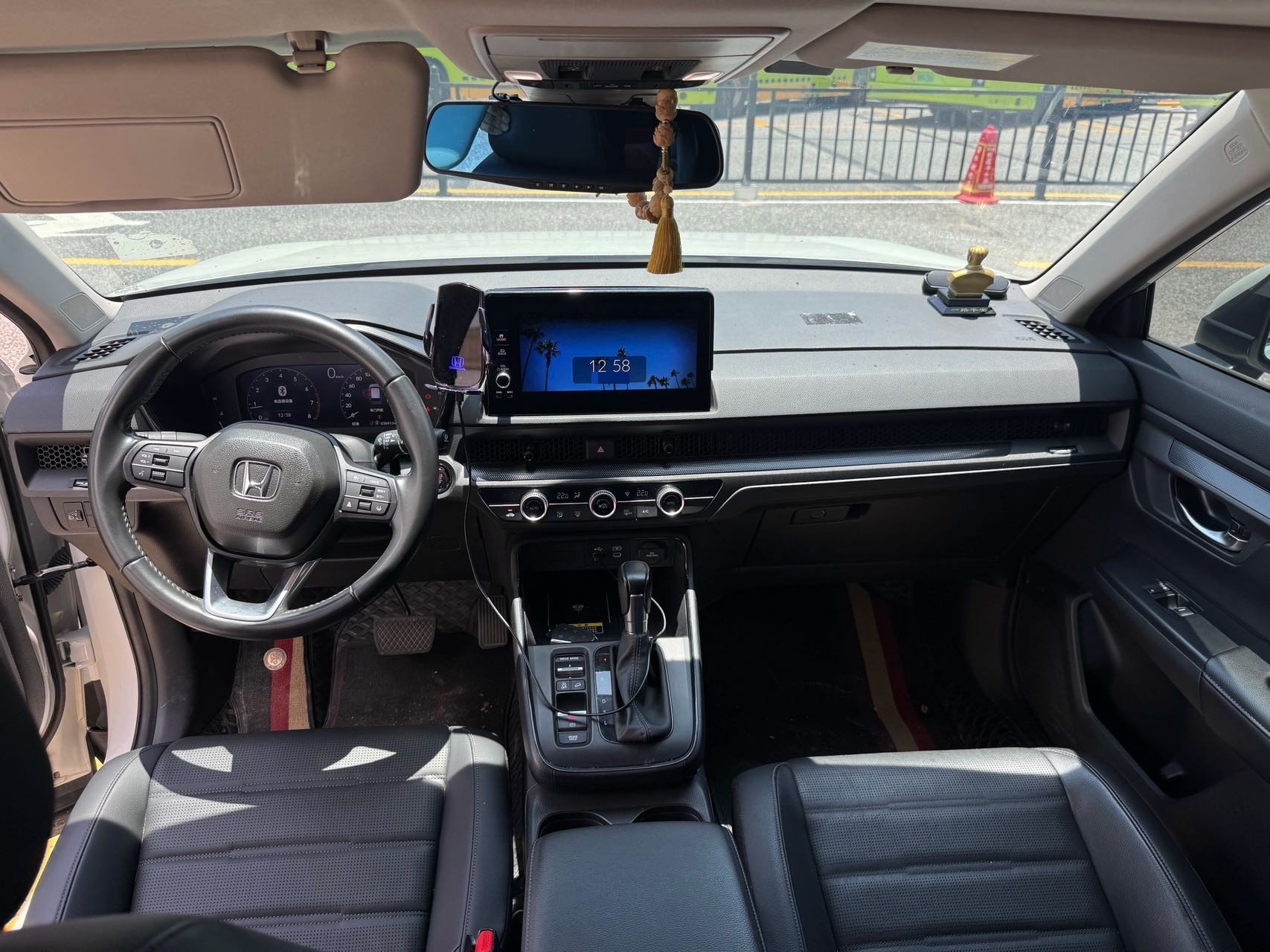 Honda CR-V 2023 car image #3