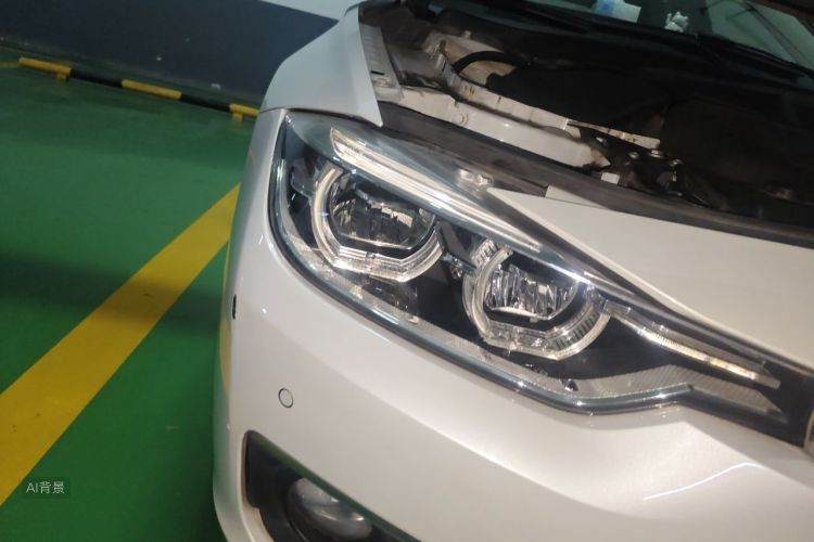 BMW 3 Series 2018 #8 BMW 3 Series 2018 car image #8