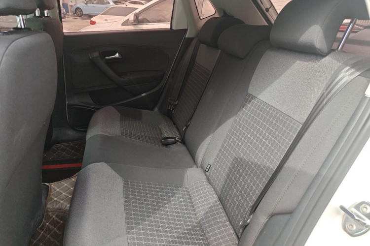 Volkswagen Polo 2017 #17 Volkswagen Polo 2017 car image #17