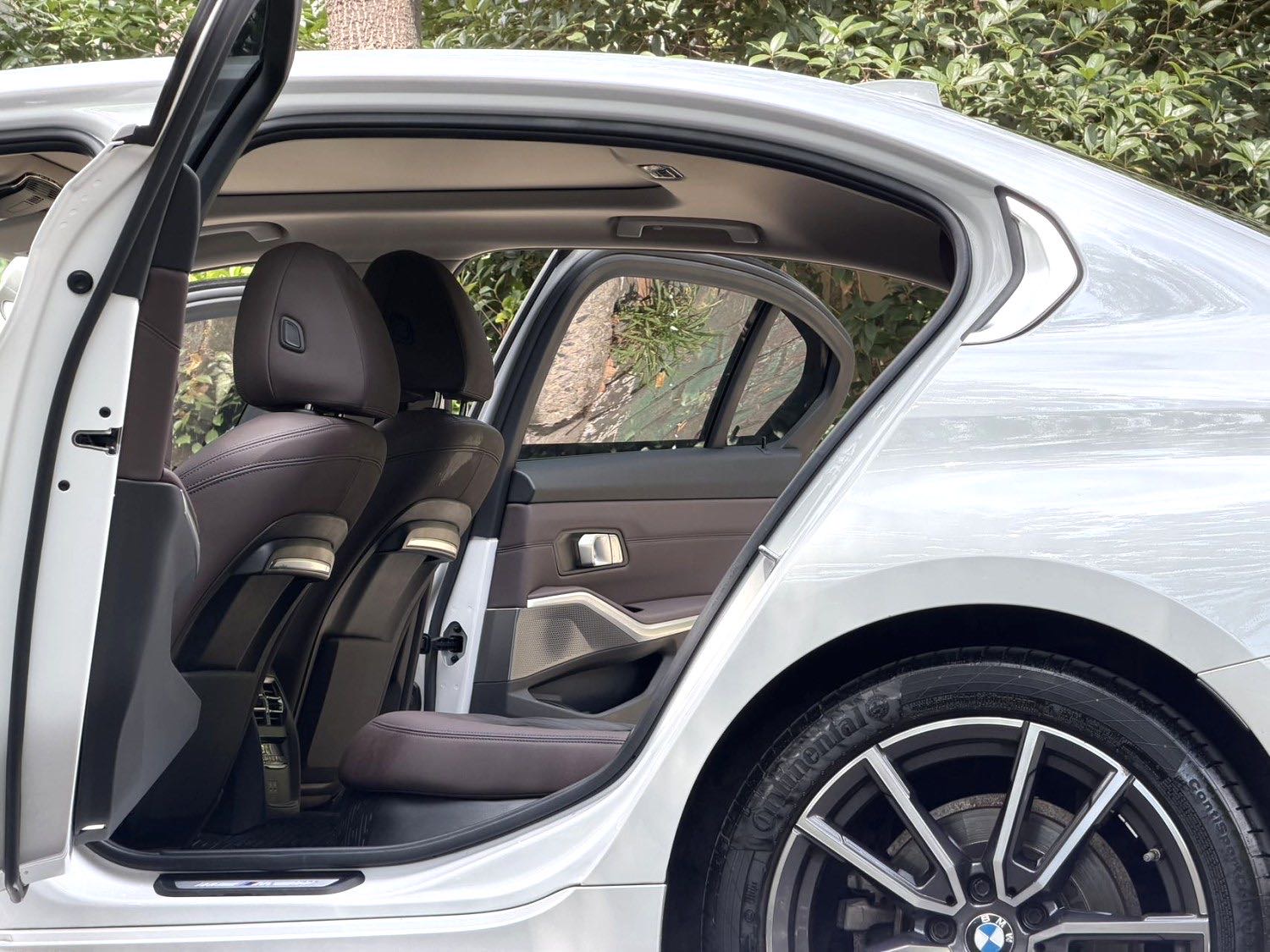 BMW 3 Series 2021 imagen de coche #10
