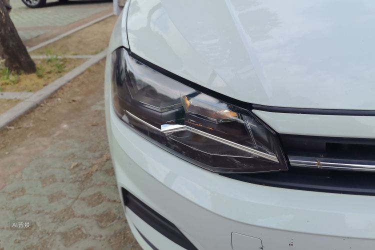 Volkswagen Polo 2023 car image #8