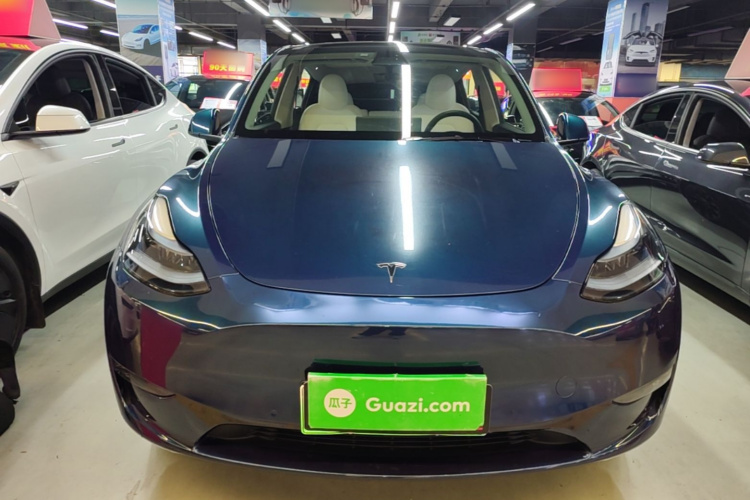 Tesla Model Y 2022 car image #3