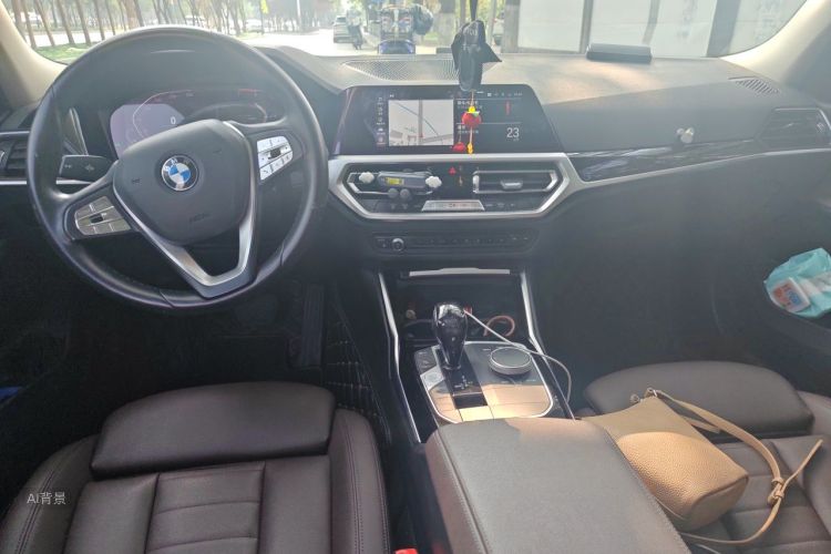 BMW 3 Series 2021 car image #11