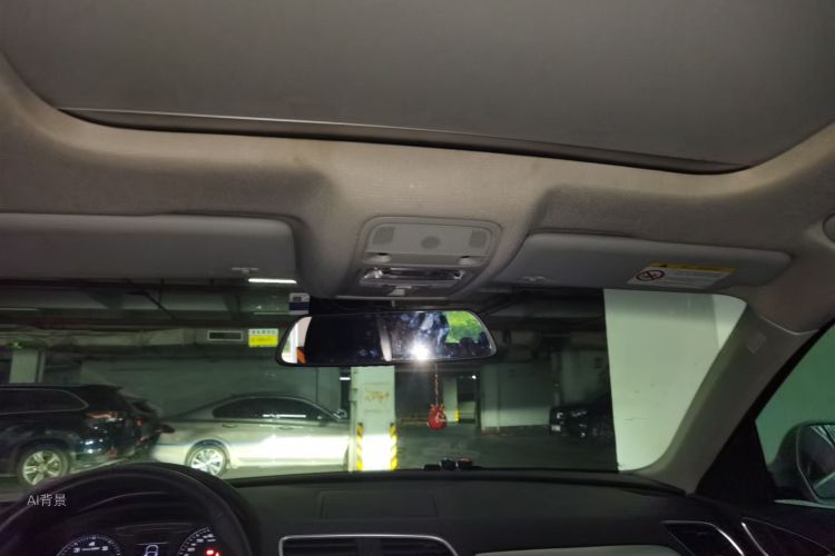 Audi Q3 2019 car image #20