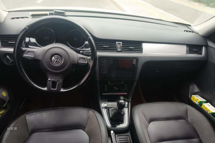Volkswagen Bora 2016 car image #11
