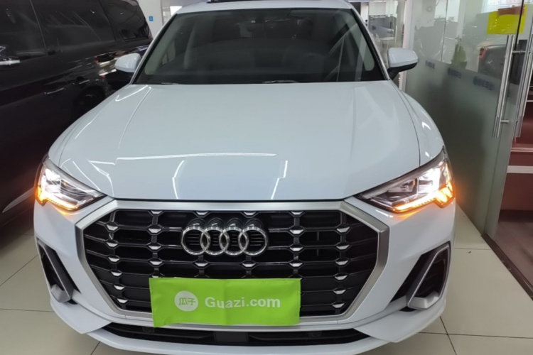 Audi Q3 2023 #3 Audi Q3 2023 car image #3