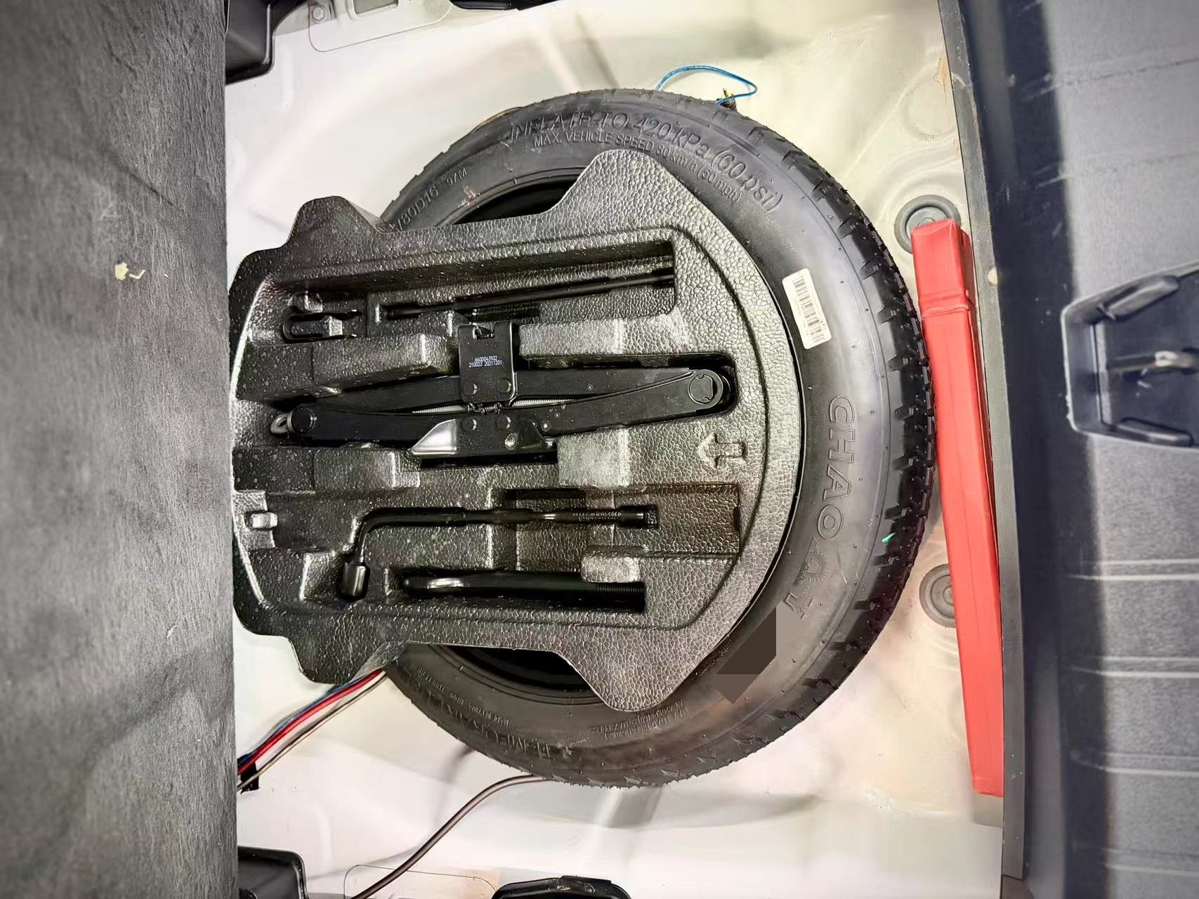 GEELY Coolray 2022 imagen de coche #14