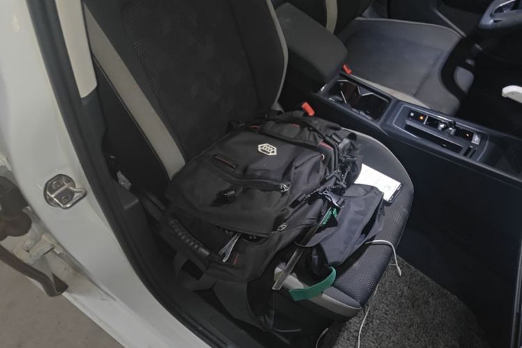 Volkswagen Golf 2023 car image #24