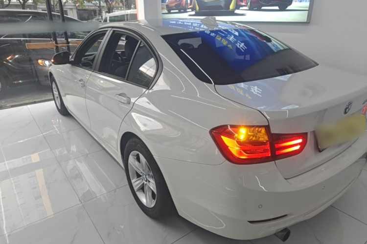 BMW 3 Series 2015 #7 BMW 3 Series 2015 car image #7