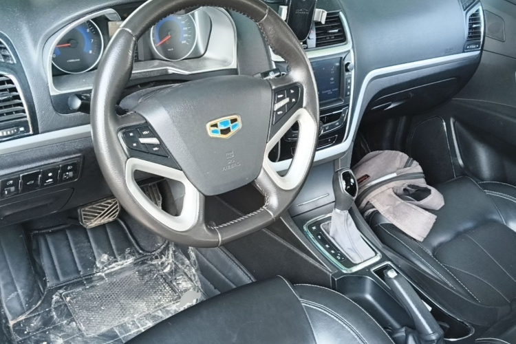 GEELY Emgrand 2016 car image #10