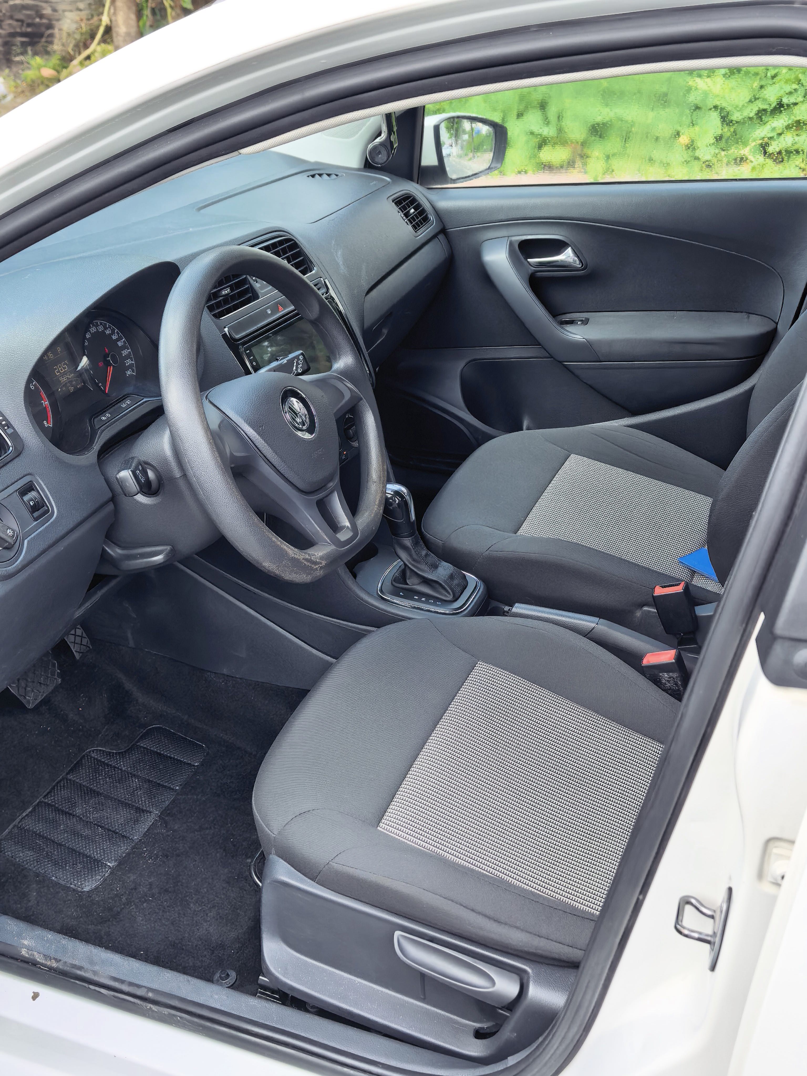 Volkswagen Polo 2017 #5 Volkswagen Polo 2017 car image #5