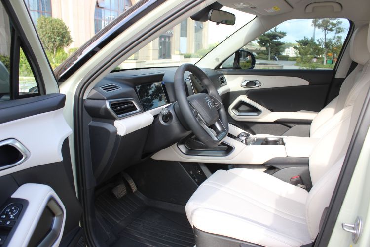 BYD YuanUP 2024 #12 BYD YuanUP 2024 car image #12