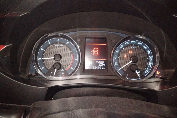 Toyota Corolla 2016 #12 Toyota Corolla 2016 car image #12