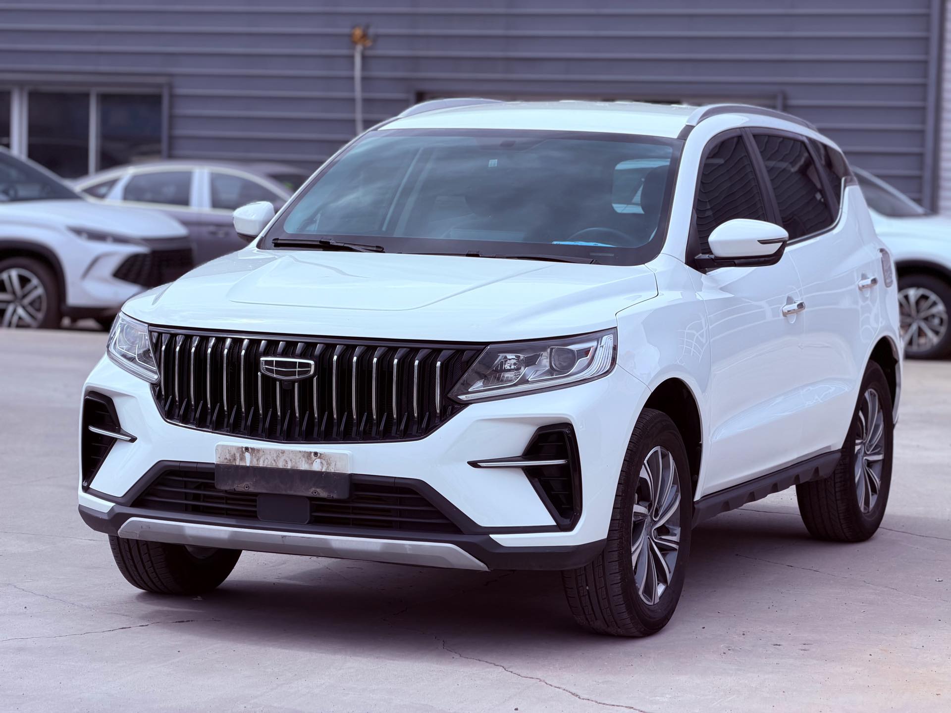GEELY Vision X6 2023 car image 