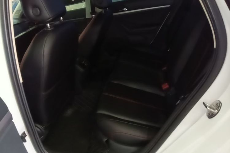 Volkswagen Lavida 2019 car image #17