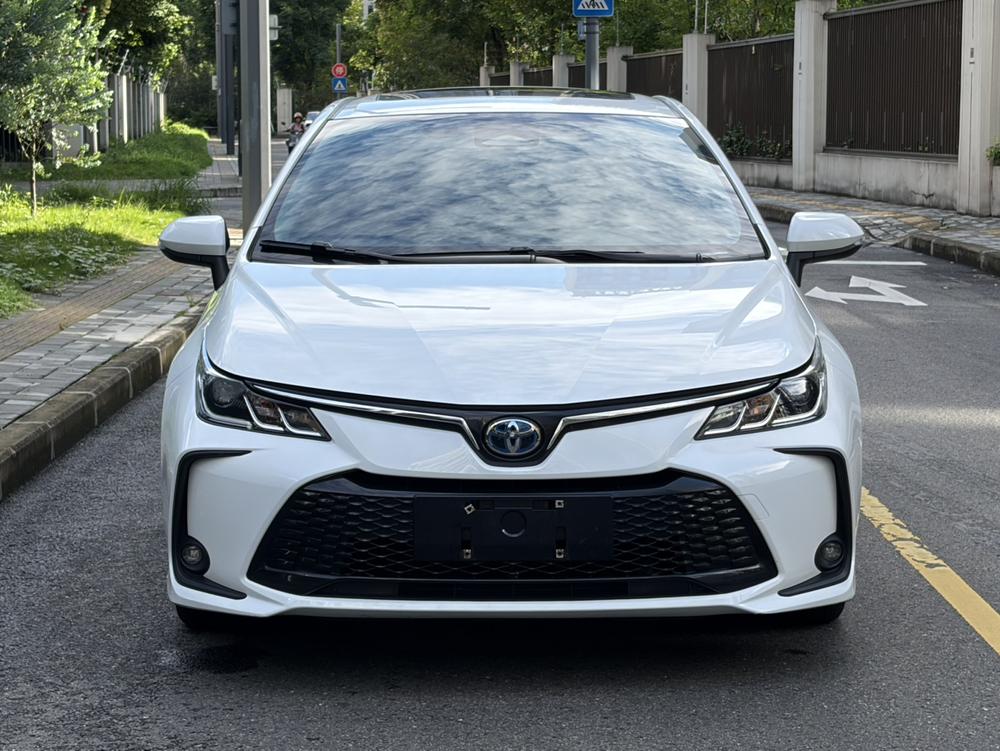 Toyota Corolla 2023 car image #2