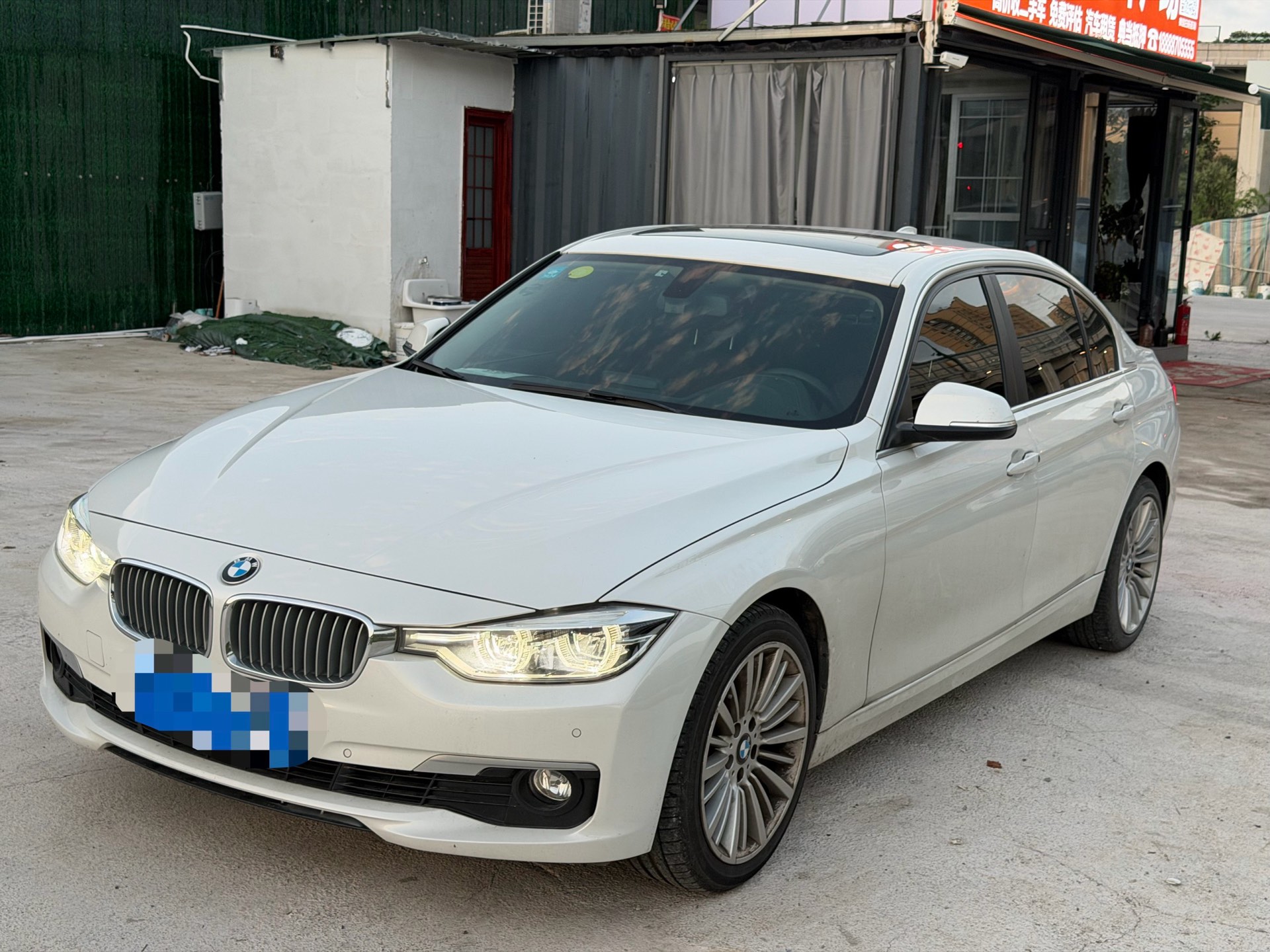 BMW 3 Series 2018 car image 