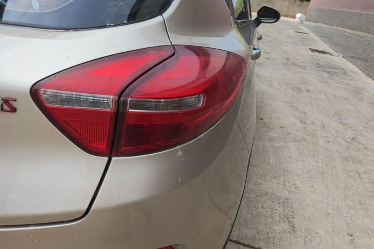 GEELY Emgrand GS 2018 #8 GEELY Emgrand GS 2018 car image #8