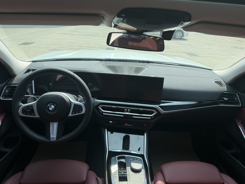 BMW 3 Series 2024 #5 BMW 3 Series 2024 car image #5