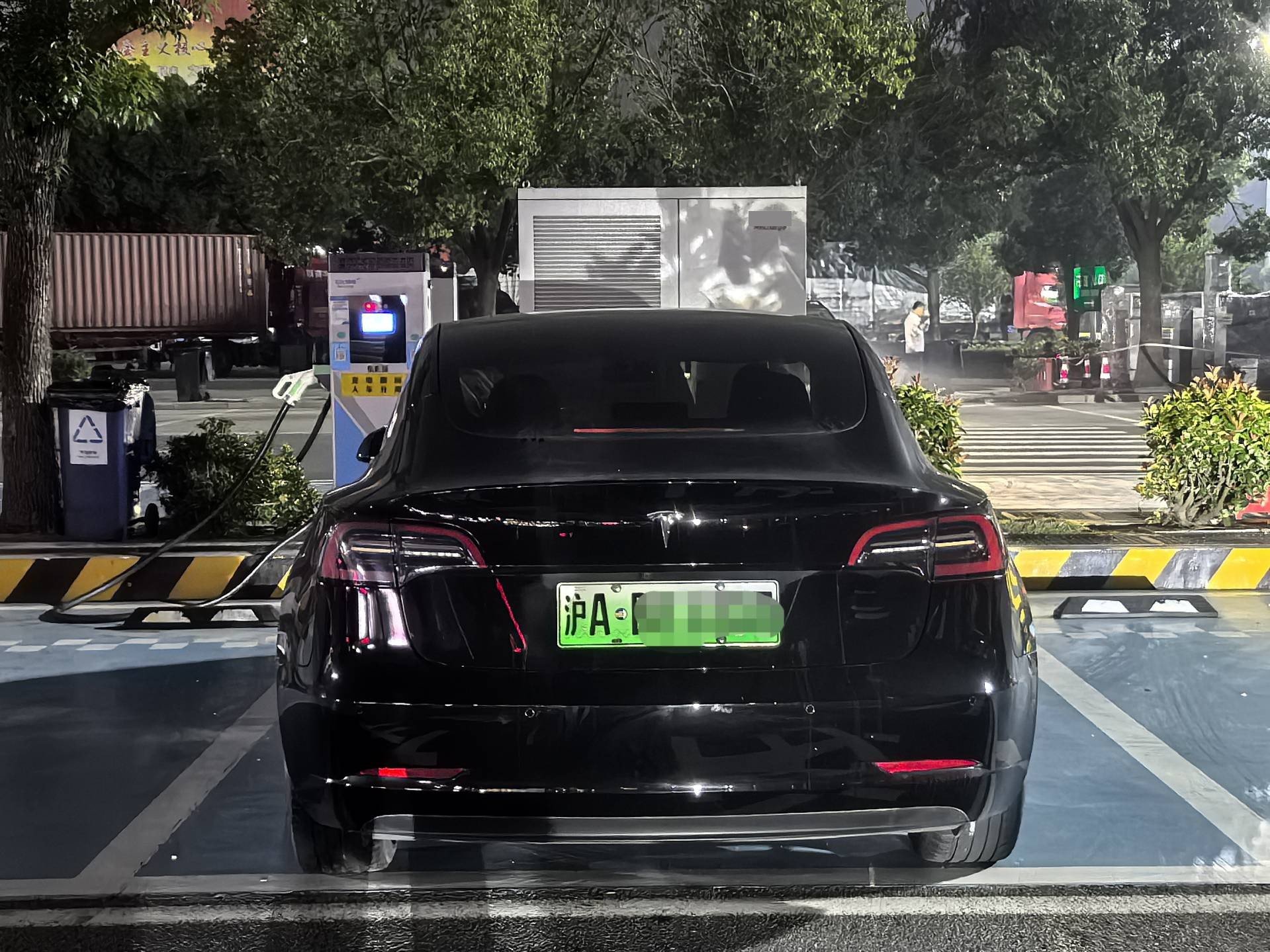 Tesla Model 3 2023 #9 Tesla Model 3 2023 car image #9