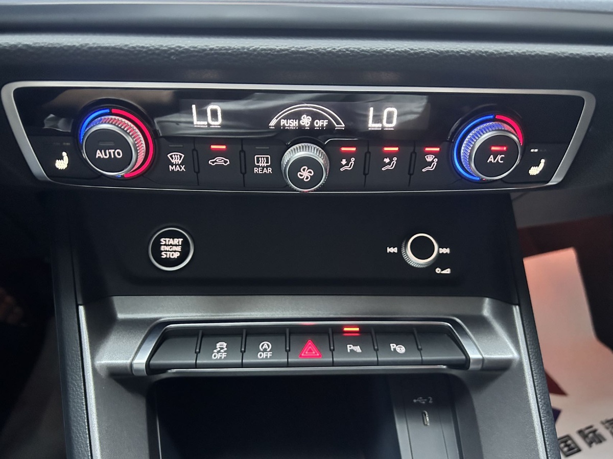 Audi Q3 2022 immagine di auto #10