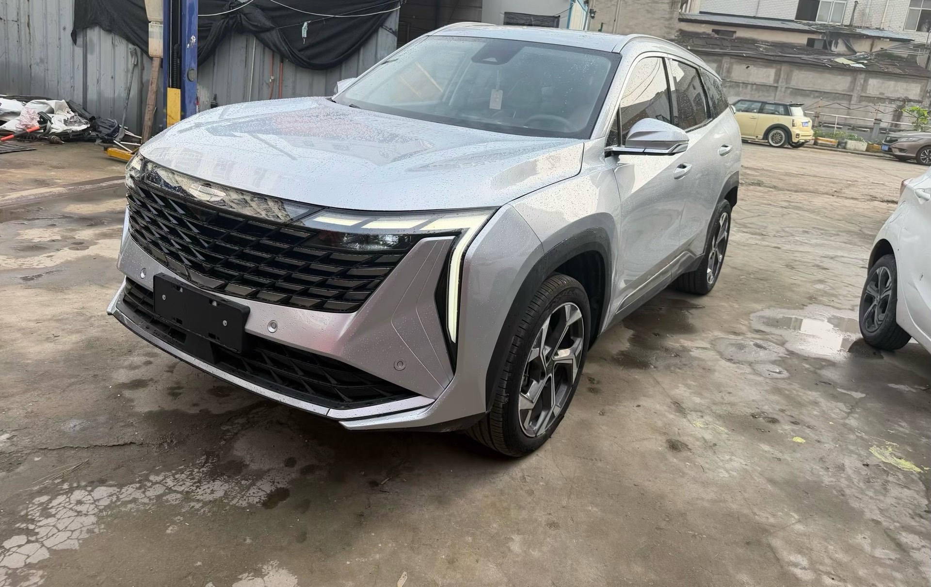 GEELY Boyue L 2024 car image 
