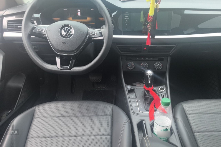 Volkswagen Lavida 2022 car image #11