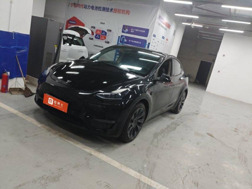 Tesla Model Y 2023 Tesla Model Y 2023 car image
