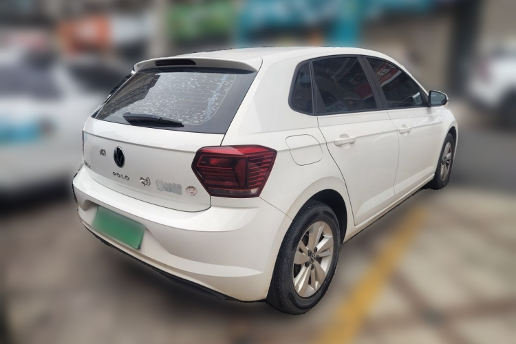 Volkswagen Polo 2021 car image #5