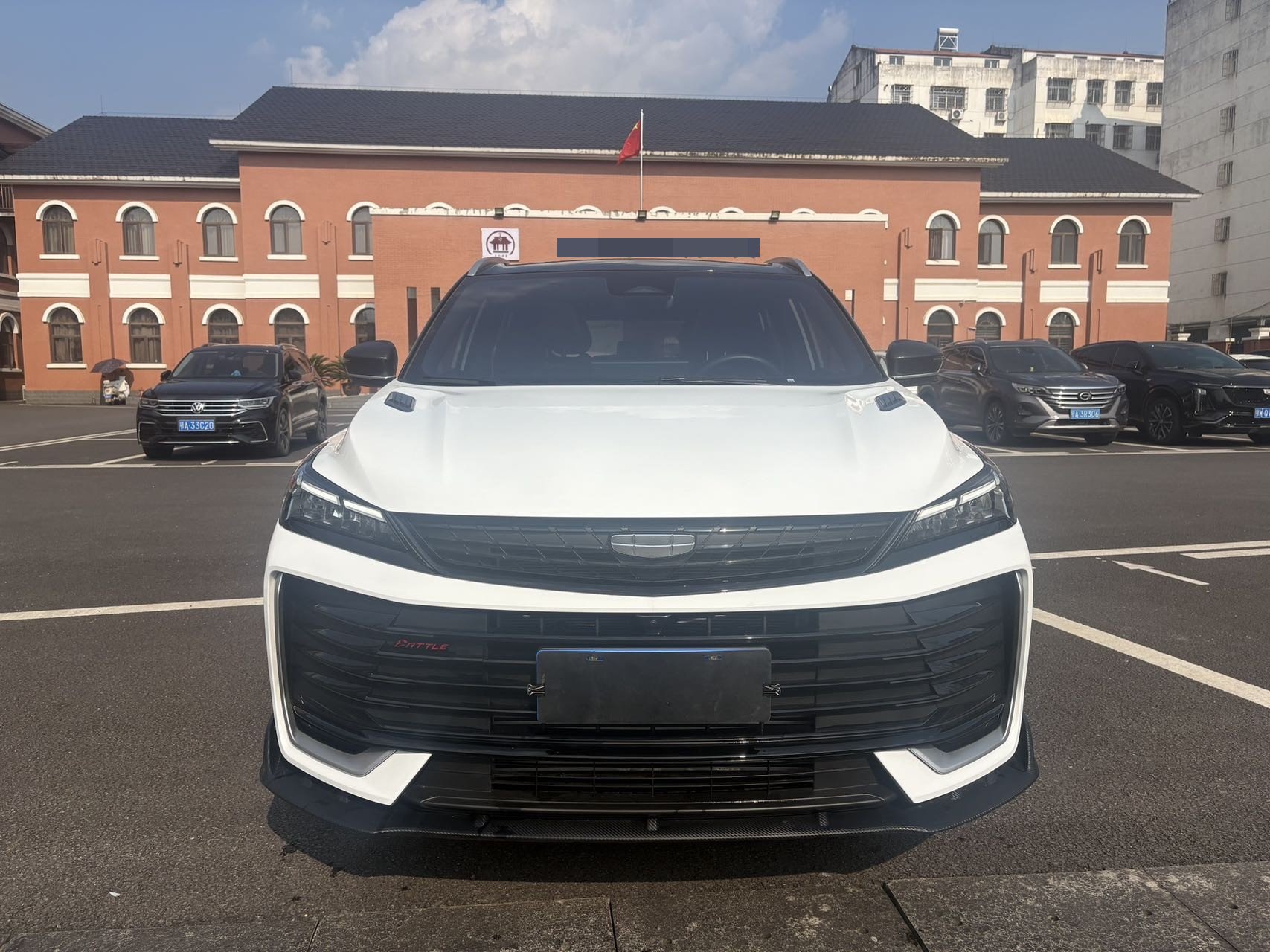 GEELY Coolray 2026 car image #2