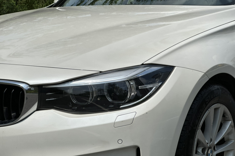BMW 3 Series GT 2017 #10 BMW 3 Series GT 2017 car image #10