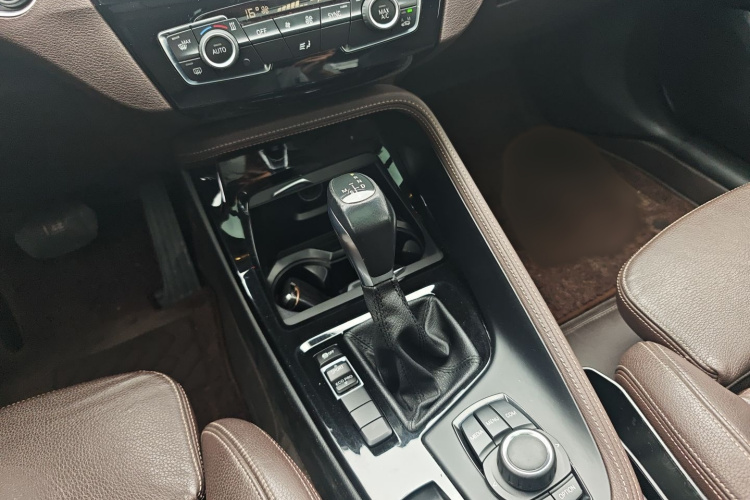BMW X1 2018 #15 BMW X1 2018 car image #15
