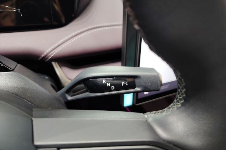 MI SU7 2024 image de voiture #14