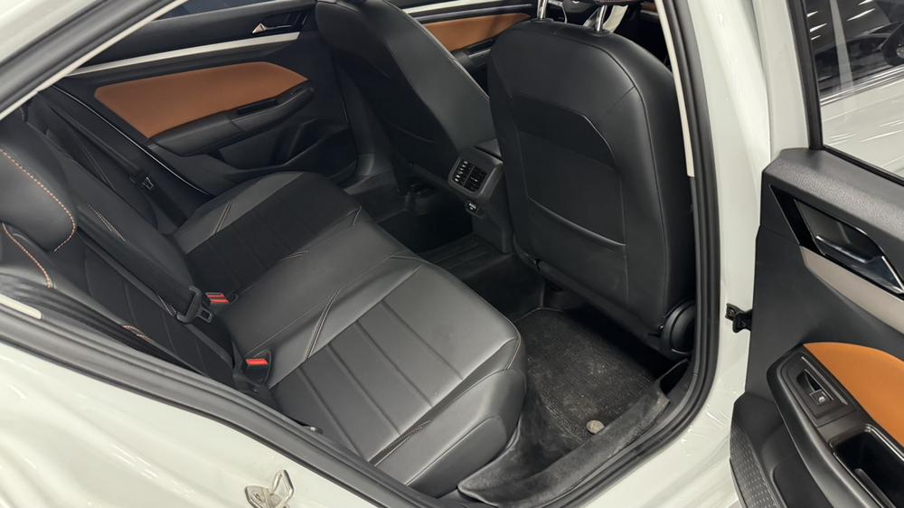 Volkswagen Bora 2023 #25 Volkswagen Bora 2023 صورة سيارة #25