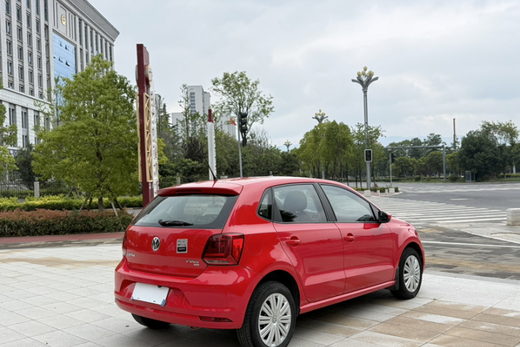 Volkswagen Polo 2016 #4 Volkswagen Polo 2016 car image #4