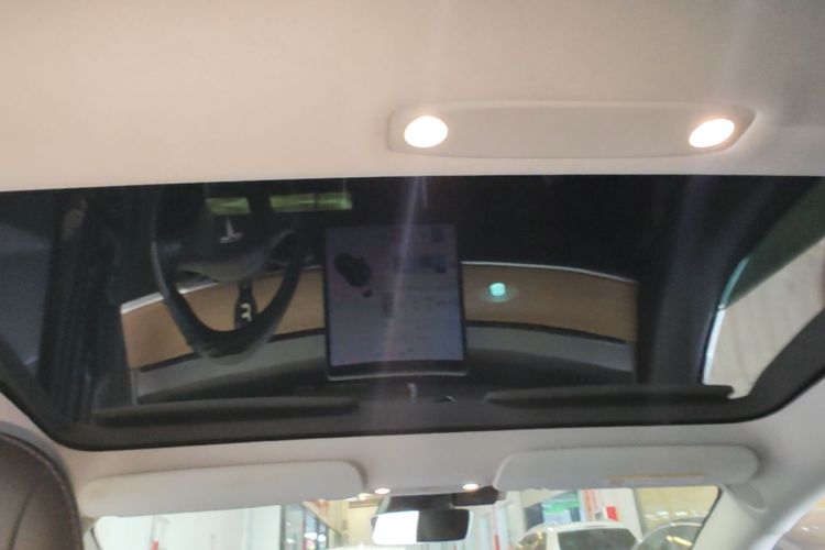 Tesla Model 3 2020 صورة سيارة #18