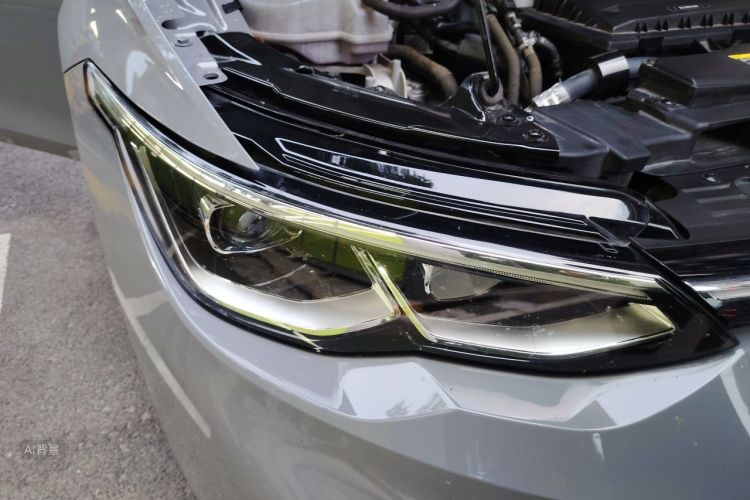 Volkswagen Golf 2023 car image #8