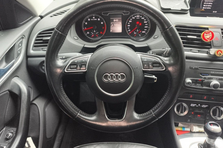 Audi Q3 2016 #15 Audi Q3 2016 car image #15