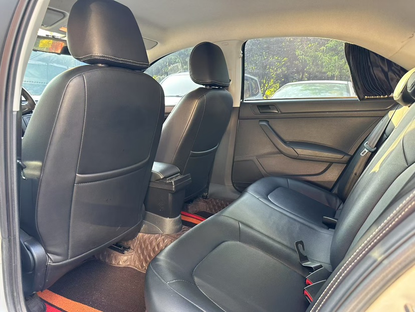 Volkswagen Santana 2021 car image #6