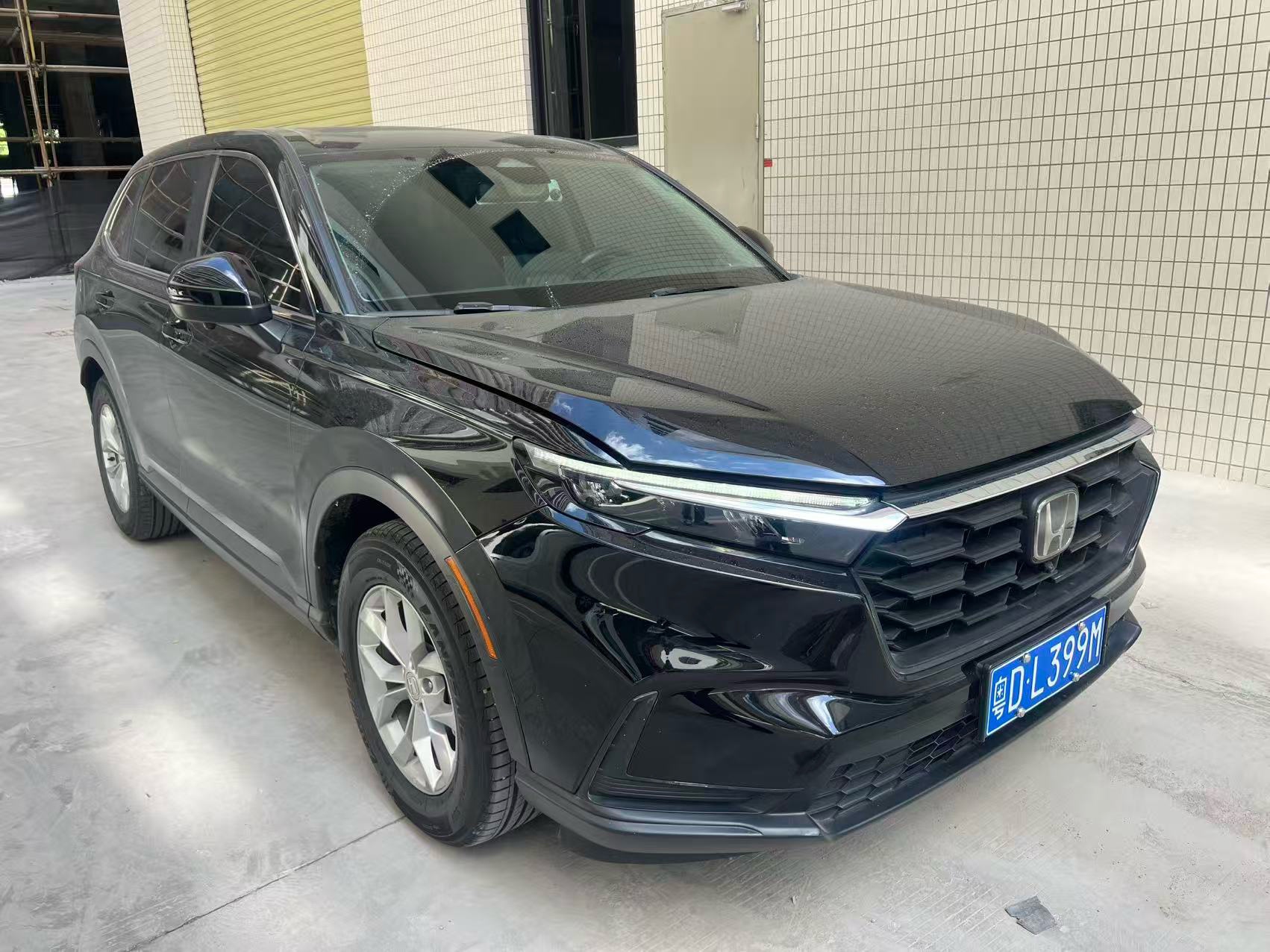 Honda CR-V 2023 car image #2