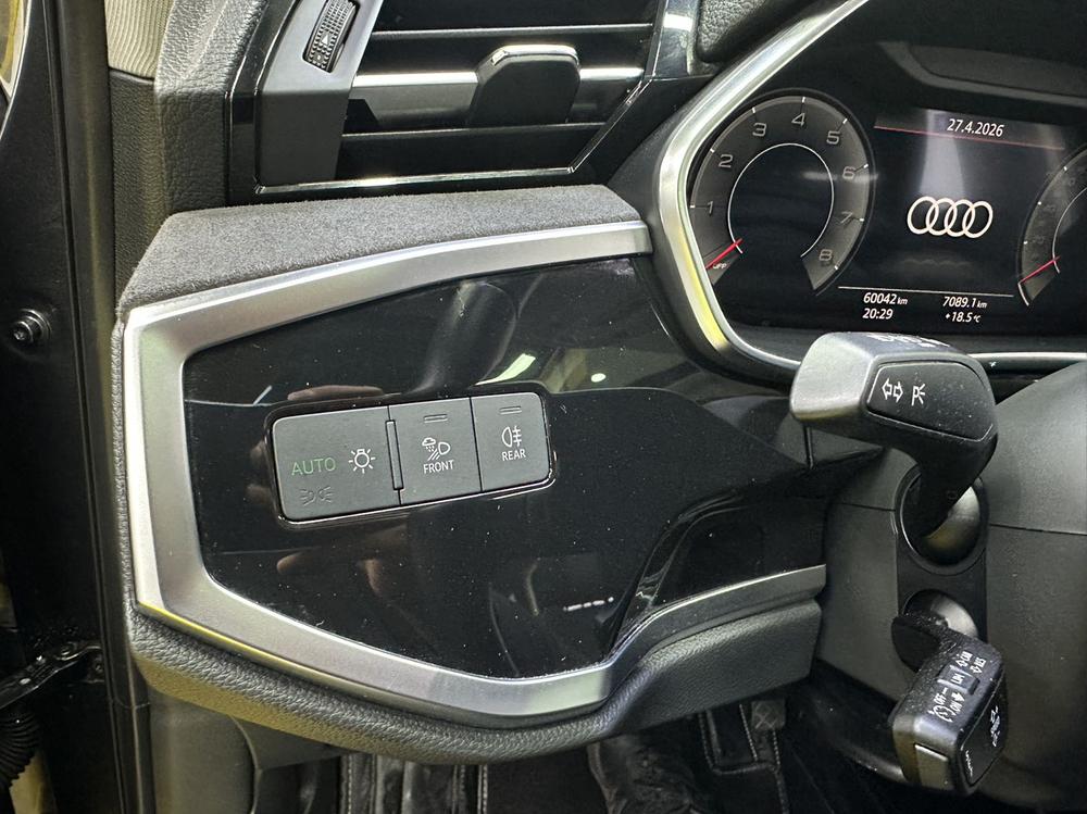 Audi Q3 2023 #8 Audi Q3 2023 car image #8