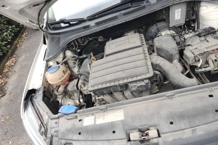 Volkswagen Santana 2017 car image #23