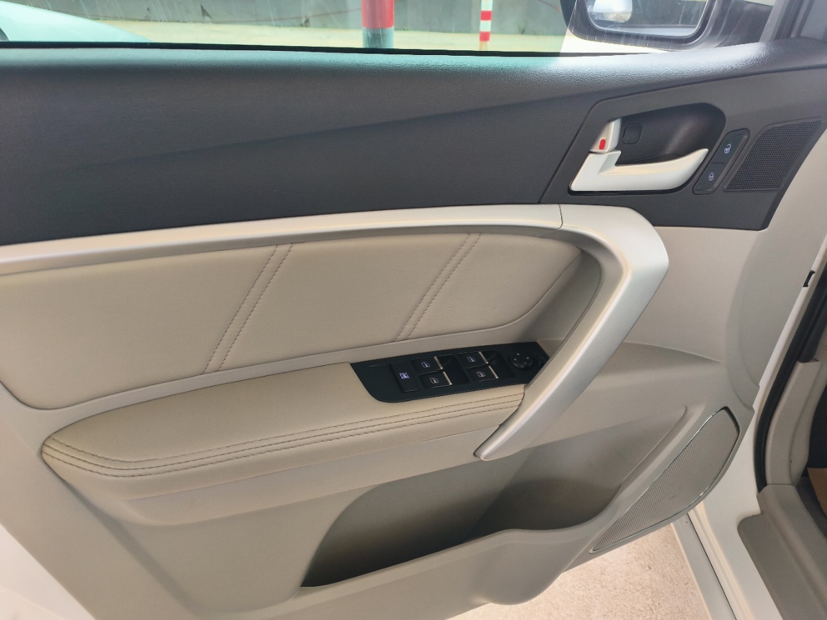 GEELY Emgrand 2016 #8 GEELY Emgrand 2016 immagine di auto #8
