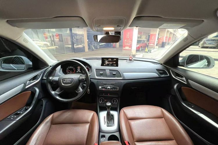 Audi Q3 2018 #11 Audi Q3 2018 car image #11
