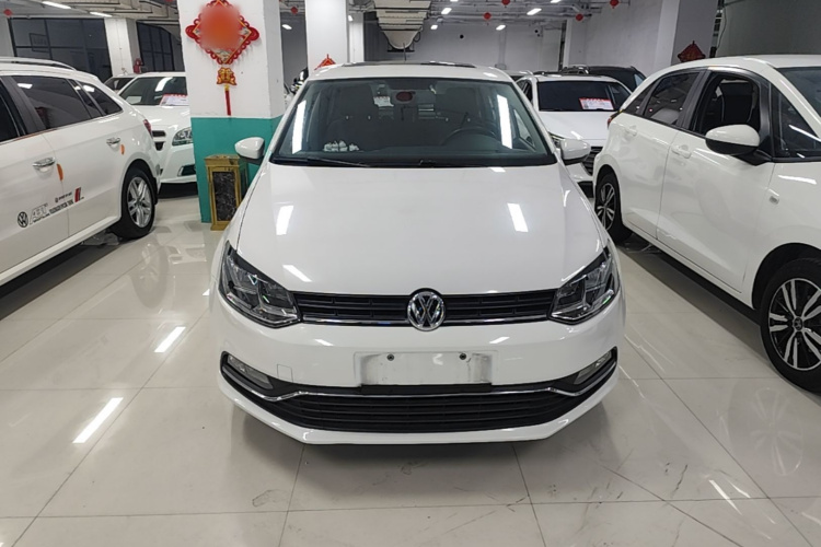 Volkswagen Polo 2018 car image #3